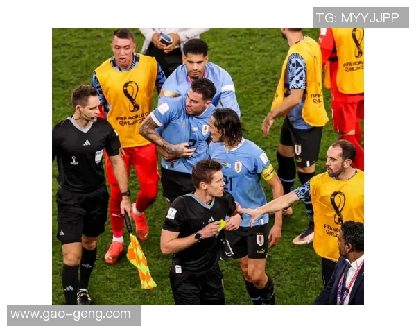 卡塔尔与乌拉圭精彩对决直播全程回顾与分析 卡塔尔与乌拉圭精彩对决直播全程回顾与分析